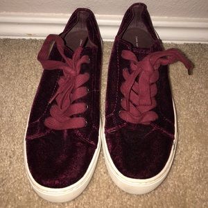 Velvet tennis